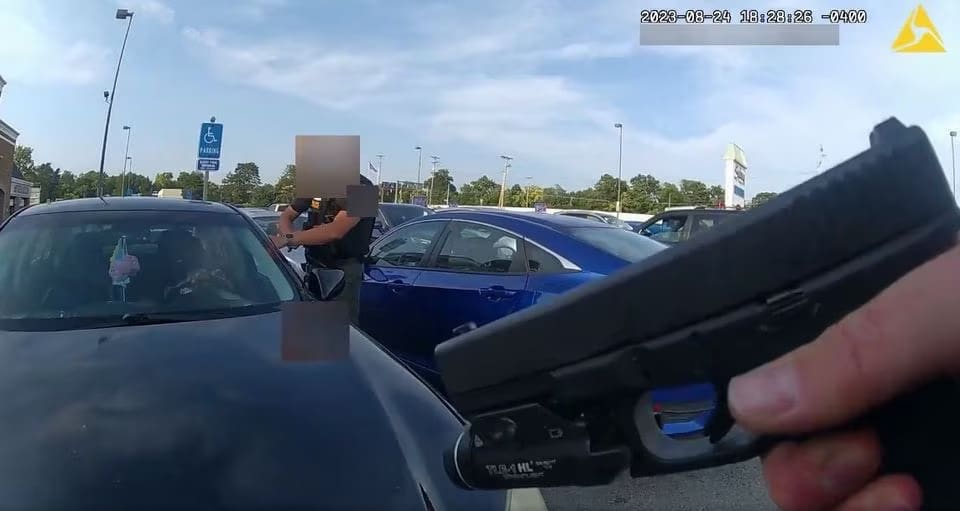 Bodycam Footage Shows Ohio Police Officer Fatally Shooting Pregnant ...