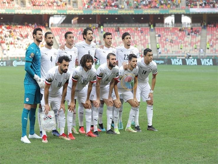 عمرو أديب يوجه رسالة مهمة للاعبي منتخب مصر قبل مواجهتهم أمام المغرب 1 29/1/2022 - 11:43 م