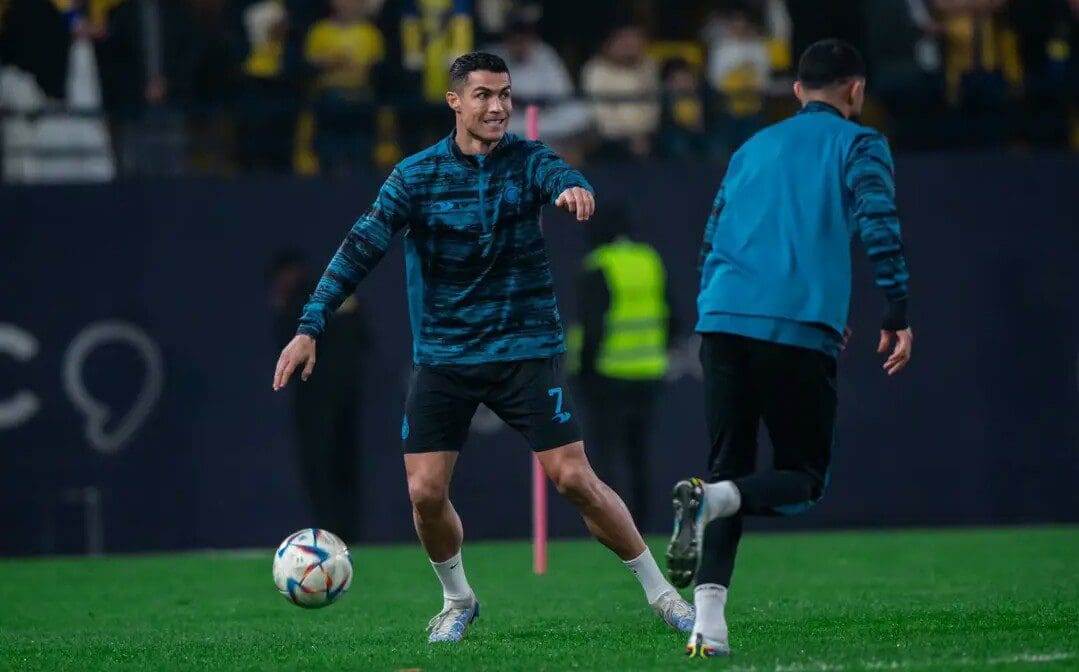 أول تدريب لرونالدو بقميص النصر السعودي 