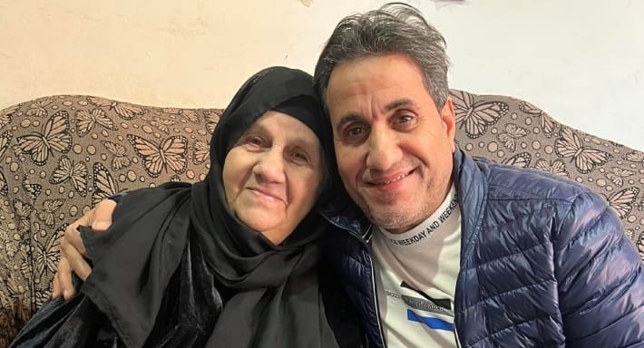 أحمد شيبة ووالدته الراحلة