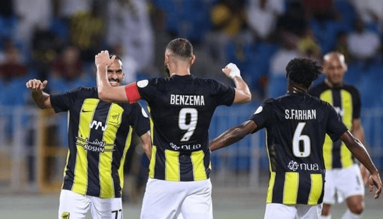 الاتحاد السعودي يتحرك لضم مدافع ليفربول كوناتيه