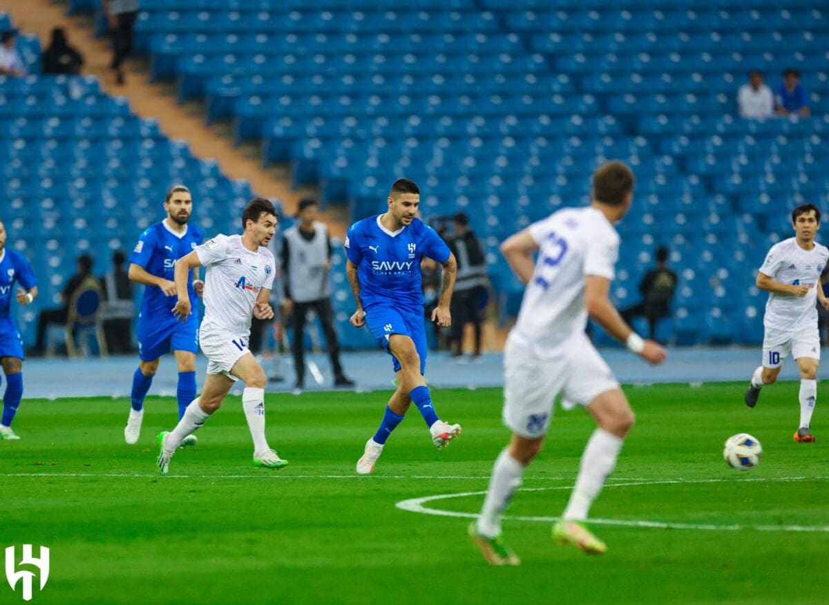 من لقاء الهلال ونافباخور - مصدر الصورة: حساب الهلال على تويتر