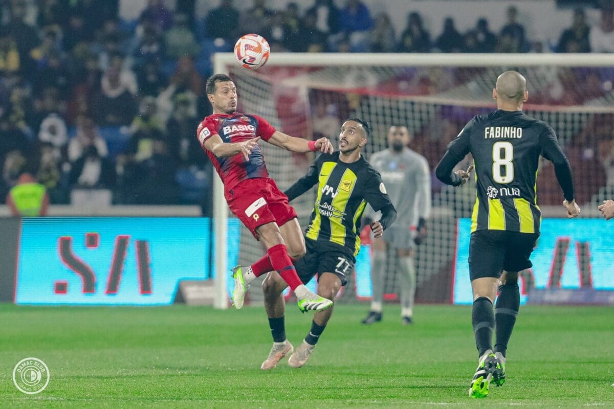 من لقاء اتحاد جدة وضمك - مصدر الصورة: من حساب نادي ضمك على موقع تويتر