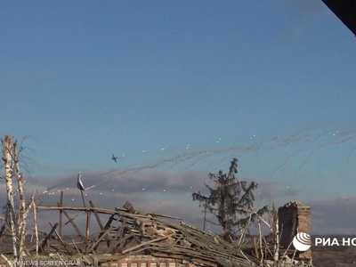 الدفاعات الجوية الروسية تُحبط هجومًا أوكرانيًا: 8 طائرات مسيرة وصاروخ "نبتون" و29 قذيفة يتم إسقاطها