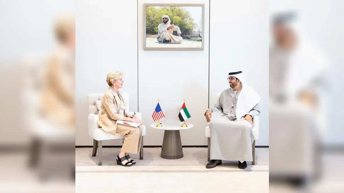 لقاء وزير الصناعة والتكنولوجيا المتقدمة في الإمارات ووزيرة الطاقة الأميركية